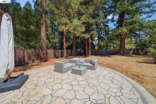 8 Calle Del Casarillo, Diablo, CA 94528