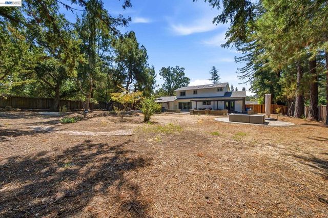 8 Calle Del Casarillo, Diablo, CA 94528