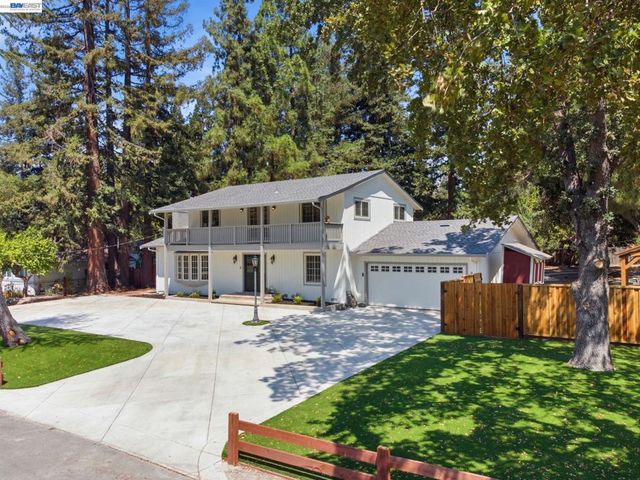 8 Calle Del Casarillo, Diablo, CA 94528