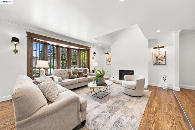 8 Calle Del Casarillo, Diablo, CA 94528