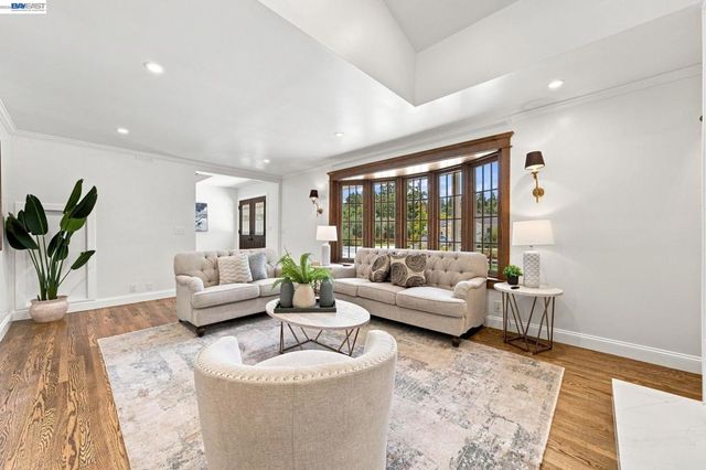 8 Calle Del Casarillo, Diablo, CA 94528