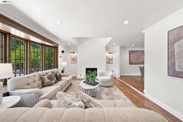 8 Calle Del Casarillo, Diablo, CA 94528