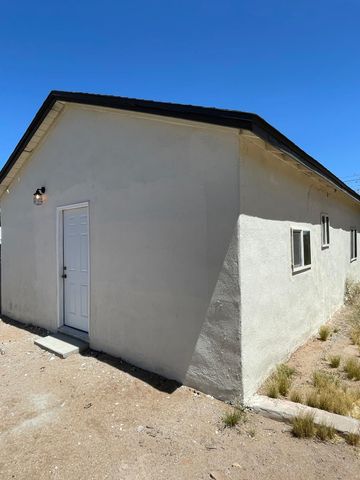 509 Freeman Avenue NW, Albuquerque, NM 87107