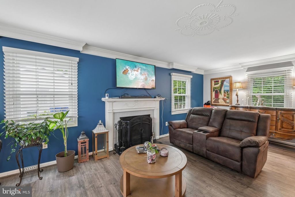 Image 10 of property listing at 2225 HARWOOD LN, Bowie, MD 20716