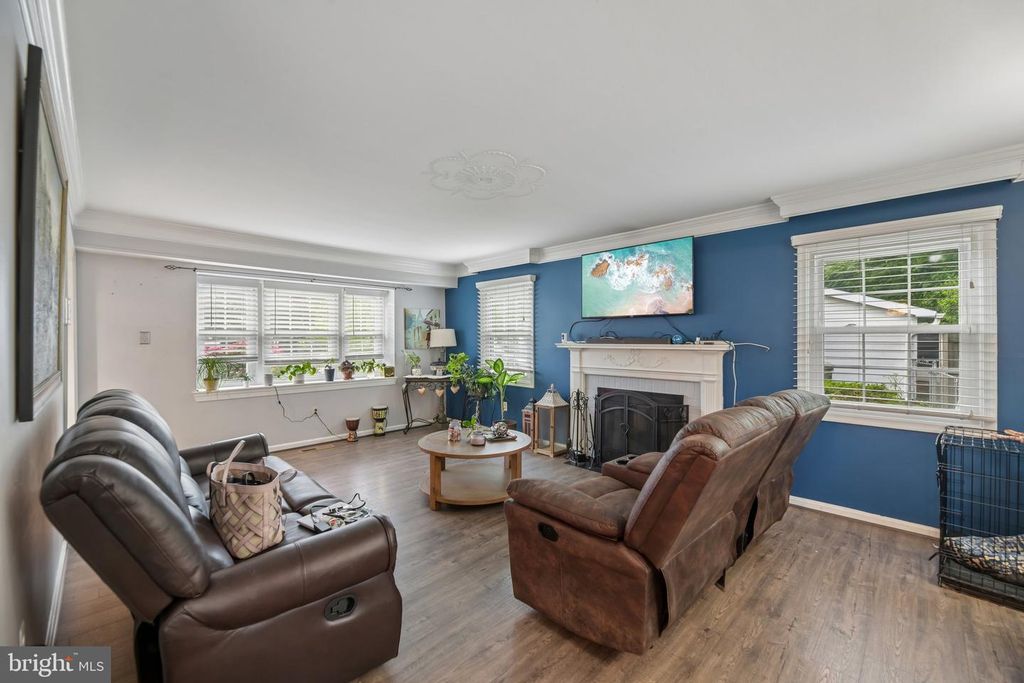 Image 12 of property listing at 2225 HARWOOD LN, Bowie, MD 20716