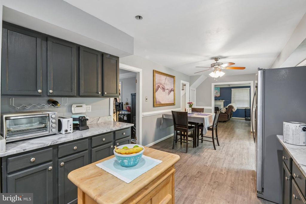 Image 16 of property listing at 2225 HARWOOD LN, Bowie, MD 20716