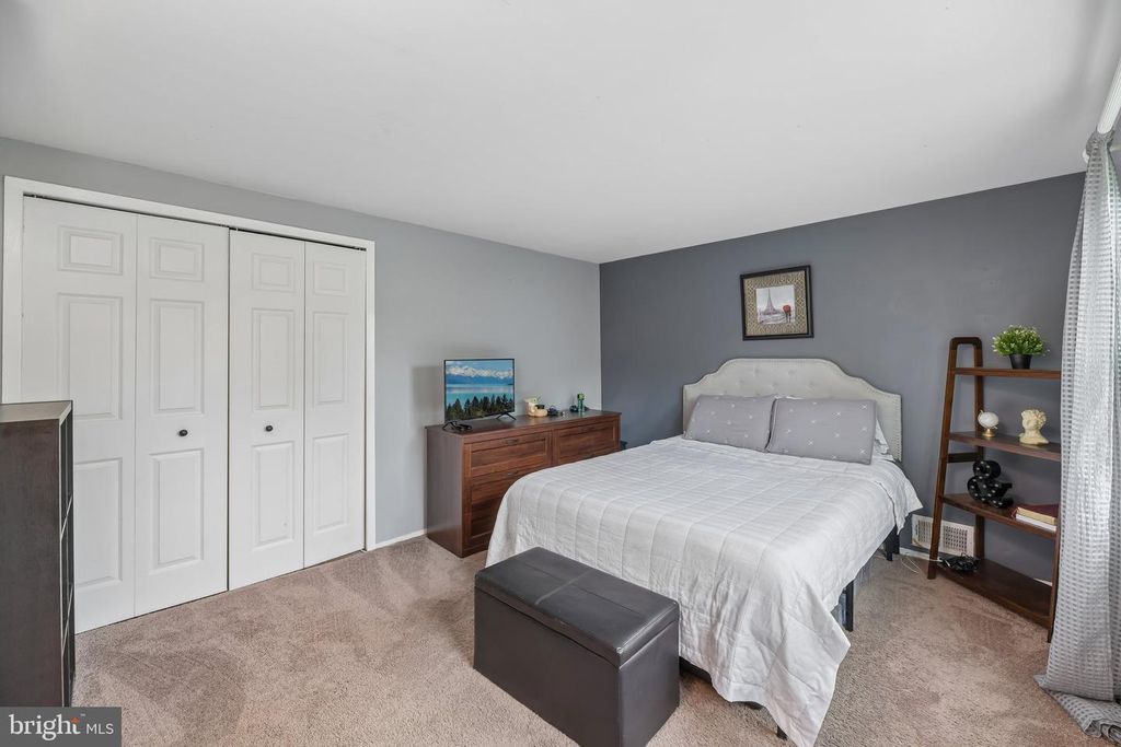 Image 30 of property listing at 2225 HARWOOD LN, Bowie, MD 20716