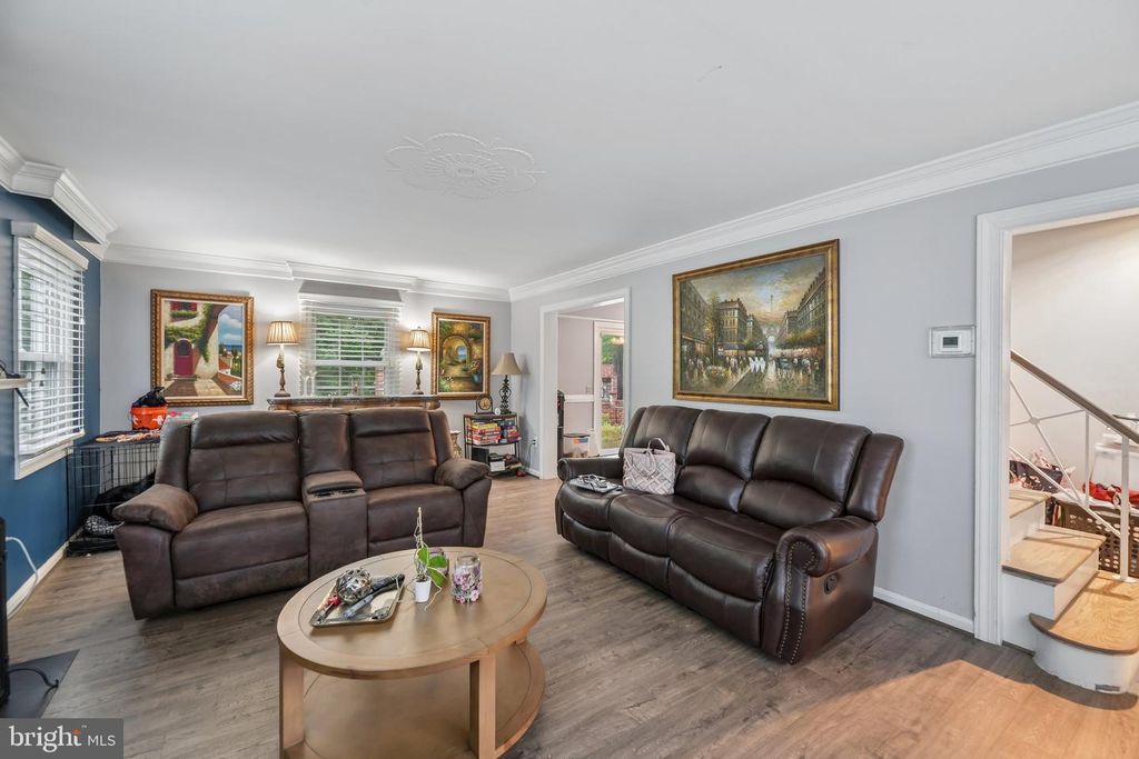 Image 8 of property listing at 2225 HARWOOD LN, Bowie, MD 20716
