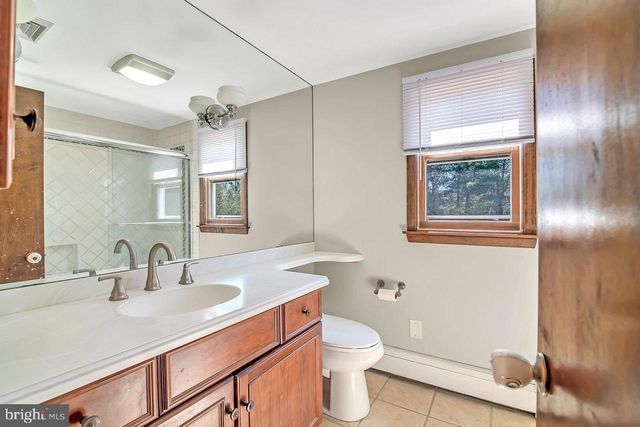32 CRANBURY RD, Princeton Junction, NJ 08550