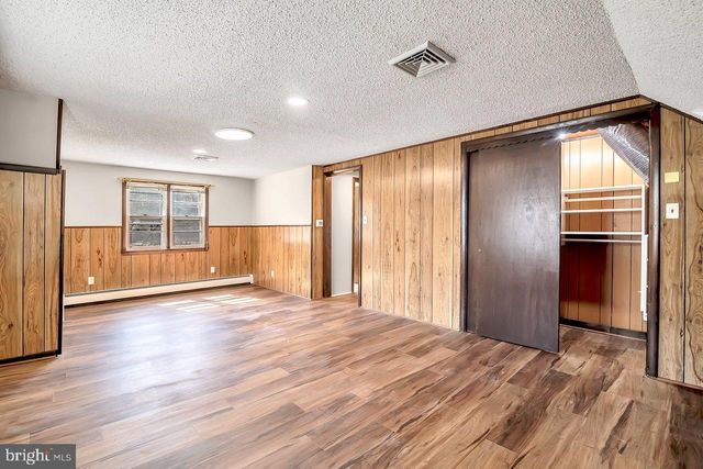 32 CRANBURY RD, Princeton Junction, NJ 08550