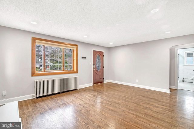 32 CRANBURY RD, Princeton Junction, NJ 08550