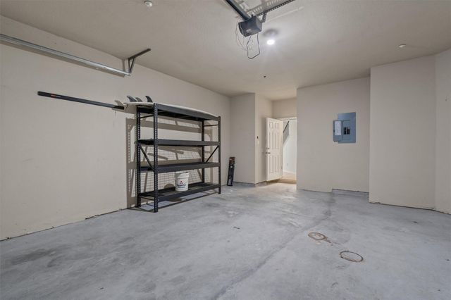9201 Brodie LN 203, Austin, TX 78748