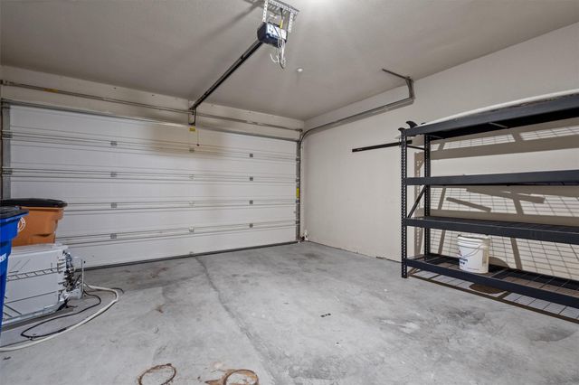 9201 Brodie LN 203, Austin, TX 78748
