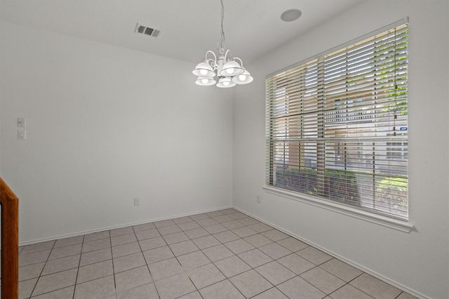 9201 Brodie LN 203, Austin, TX 78748