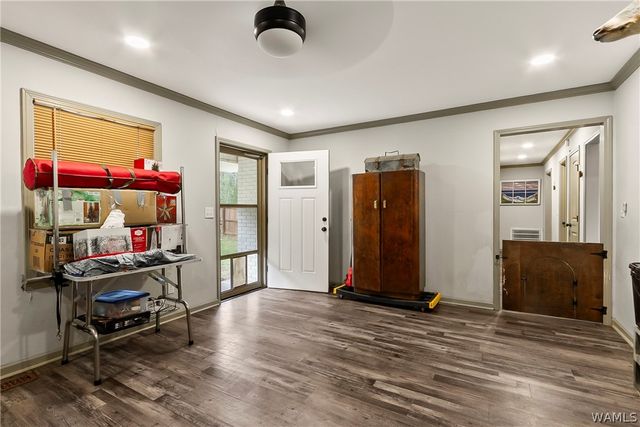 7808 Lake Sherwood Cir, Northport, AL 35473