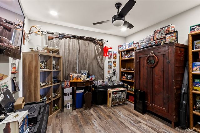7808 Lake Sherwood Cir, Northport, AL 35473