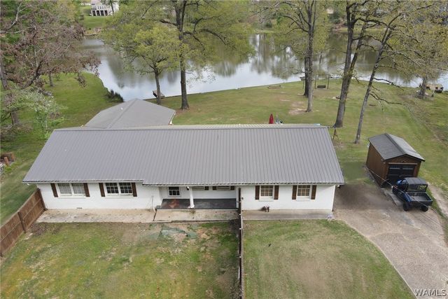 7808 Lake Sherwood Cir, Northport, AL 35473