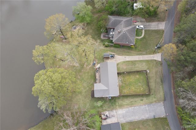 7808 Lake Sherwood Cir, Northport, AL 35473