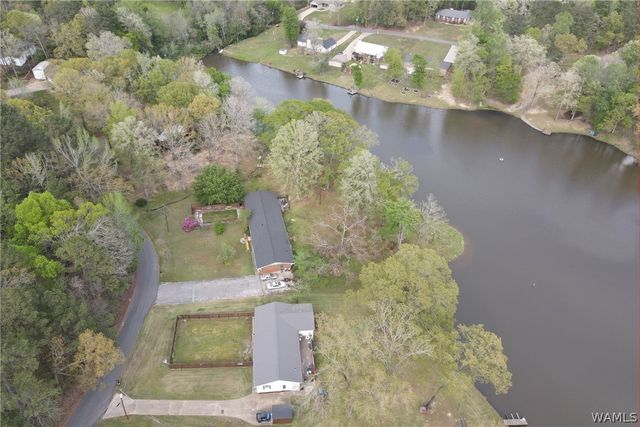 7808 Lake Sherwood Cir, Northport, AL 35473