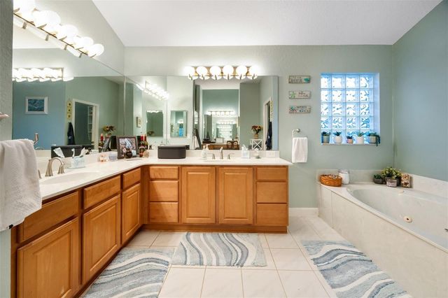 9060 County Road 128c, Wildwood, FL 34785