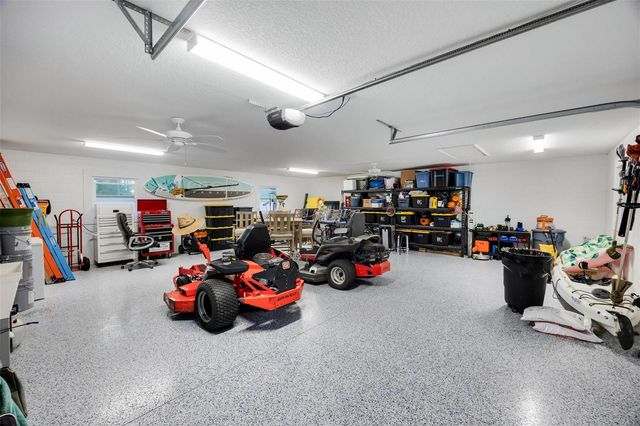 9060 County Road 128c, Wildwood, FL 34785