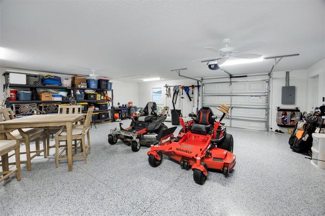 9060 County Road 128c, Wildwood, FL 34785