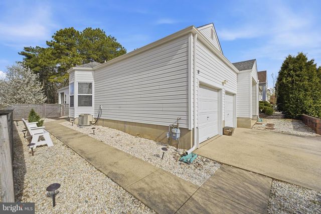 76 SUMMERHILL DR, Manahawkin, NJ 08050