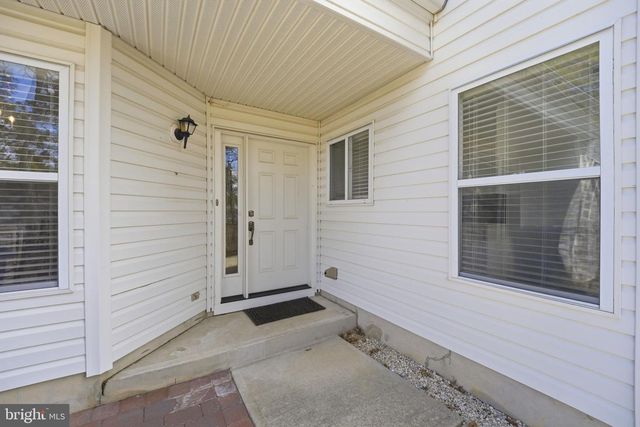 76 SUMMERHILL DR, Manahawkin, NJ 08050