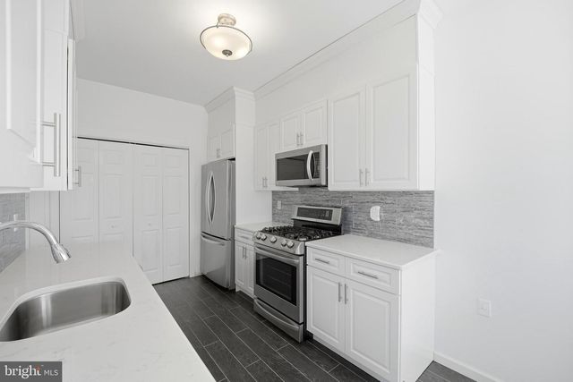 76 SUMMERHILL DR, Manahawkin, NJ 08050