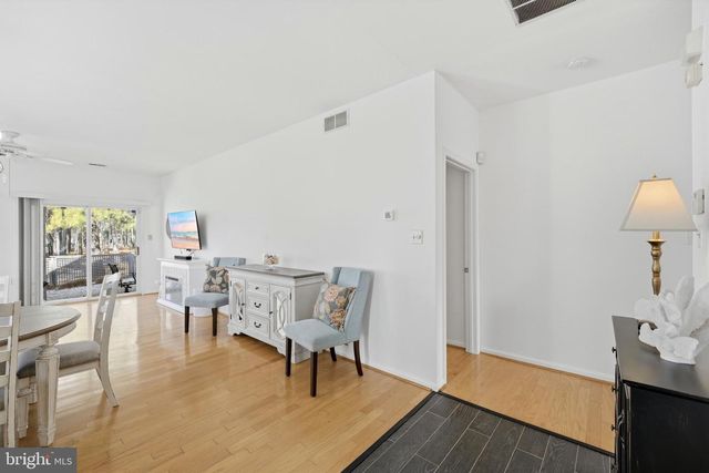 76 SUMMERHILL DR, Manahawkin, NJ 08050