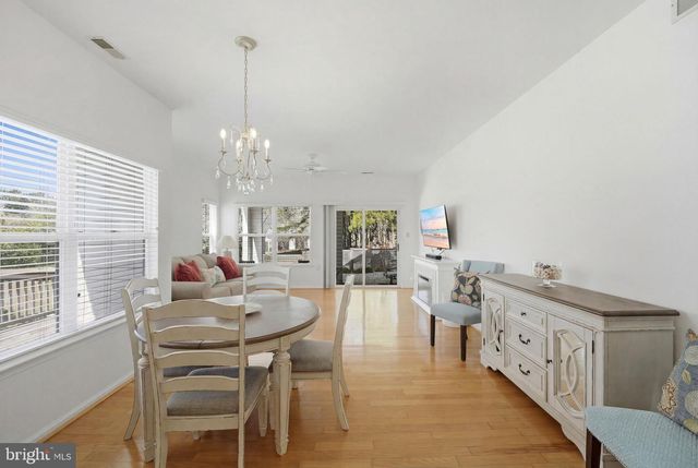 76 SUMMERHILL DR, Manahawkin, NJ 08050