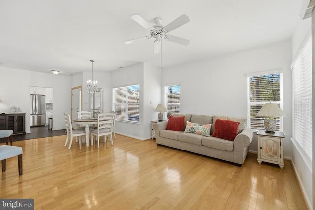 76 SUMMERHILL DR, Manahawkin, NJ 08050