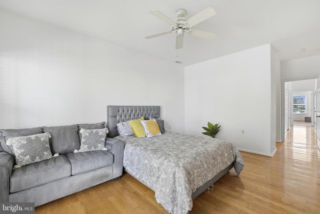76 SUMMERHILL DR, Manahawkin, NJ 08050