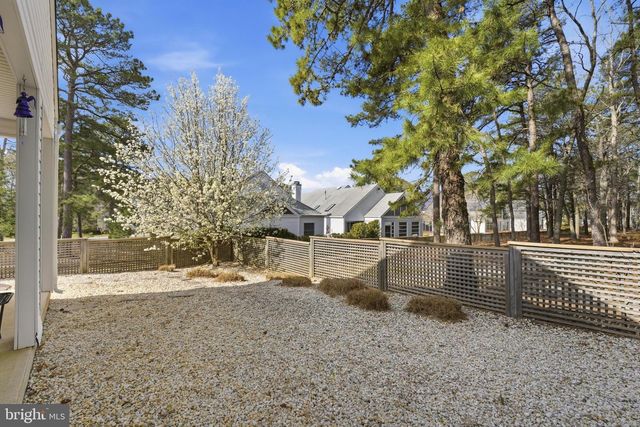 76 SUMMERHILL DR, Manahawkin, NJ 08050