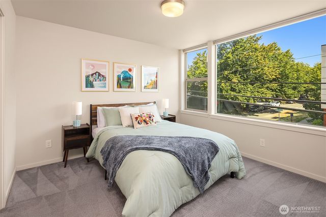 6221 20th Avenue NW, Seattle, WA 98107