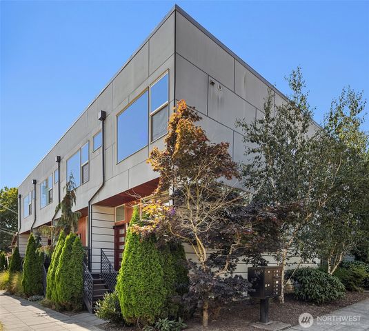 6221 20th Avenue NW, Seattle, WA 98107