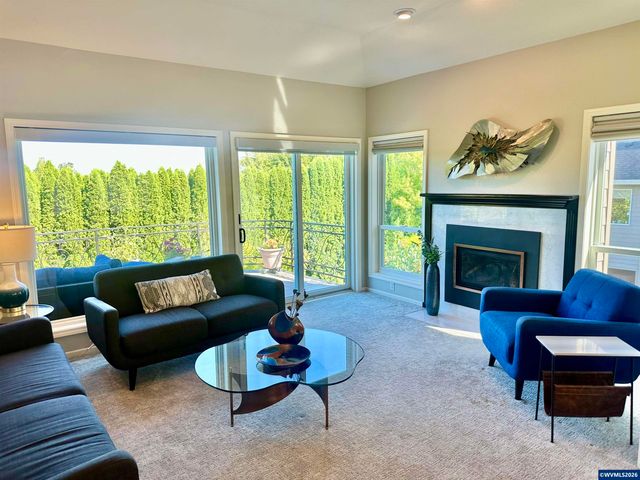4364 NW Honeysuckle Dr, Corvallis, OR 97330