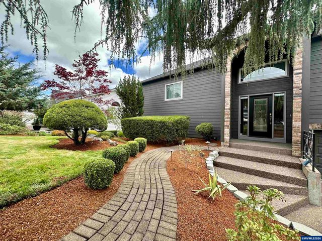 4364 NW Honeysuckle Dr, Corvallis, OR 97330