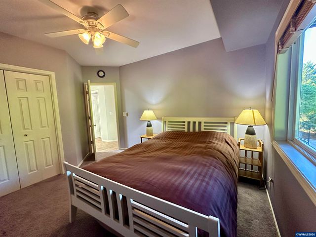 4364 NW Honeysuckle Dr, Corvallis, OR 97330