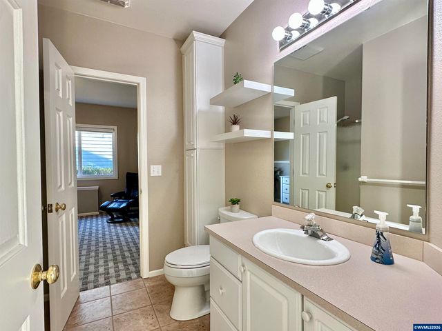 4364 NW Honeysuckle Dr, Corvallis, OR 97330