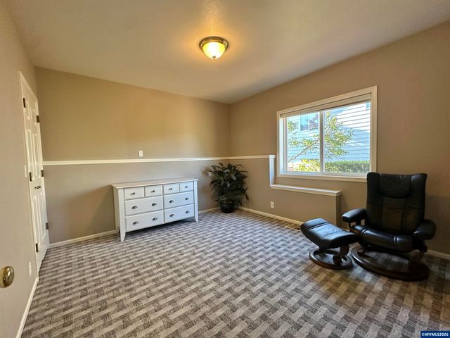 4364 NW Honeysuckle Dr, Corvallis, OR 97330