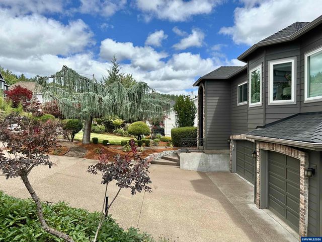 4364 NW Honeysuckle Dr, Corvallis, OR 97330