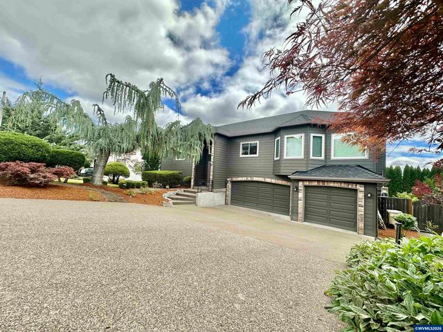 4364 NW Honeysuckle Dr, Corvallis, OR 97330