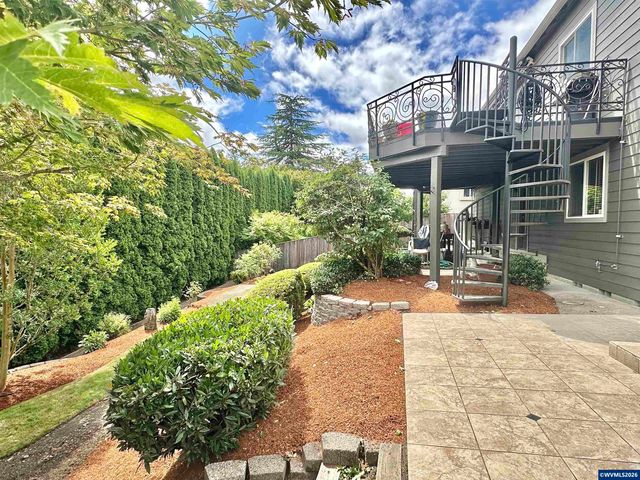 4364 NW Honeysuckle Dr, Corvallis, OR 97330