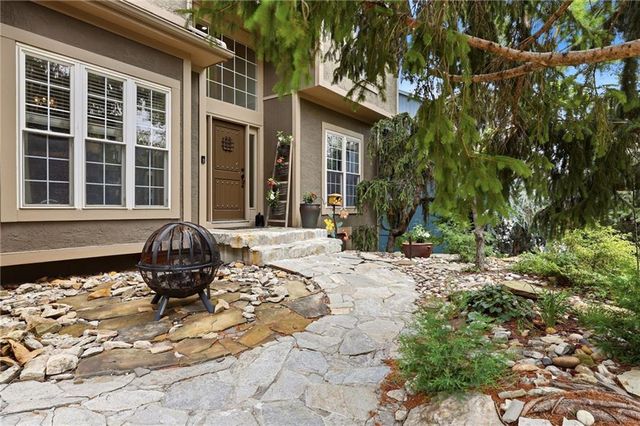 23536 W 73rd Terrace, Shawnee, KS 66227