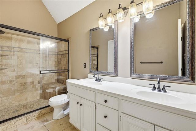 23536 W 73rd Terrace, Shawnee, KS 66227