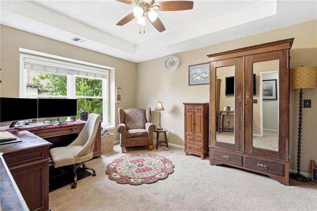 23536 W 73rd Terrace, Shawnee, KS 66227