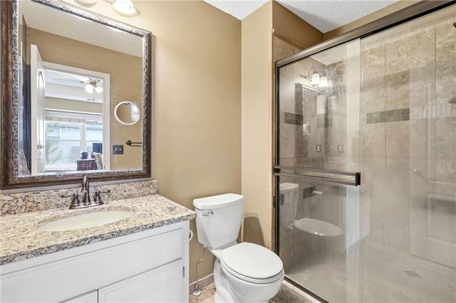 23536 W 73rd Terrace, Shawnee, KS 66227