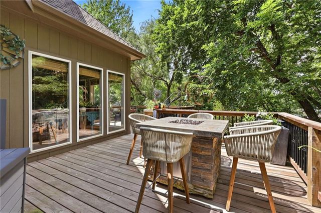 23536 W 73rd Terrace, Shawnee, KS 66227