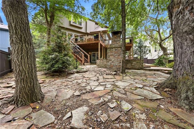 23536 W 73rd Terrace, Shawnee, KS 66227